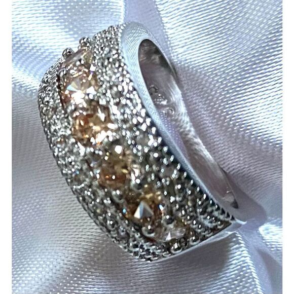 HH# Beautiful Sparkling Cz & Sterling Silver Ring Sz 6 - Picture 5 of 7